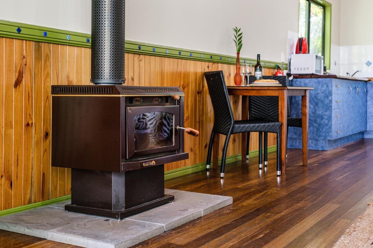 Getaways At Byfield Villa Exteriör bild