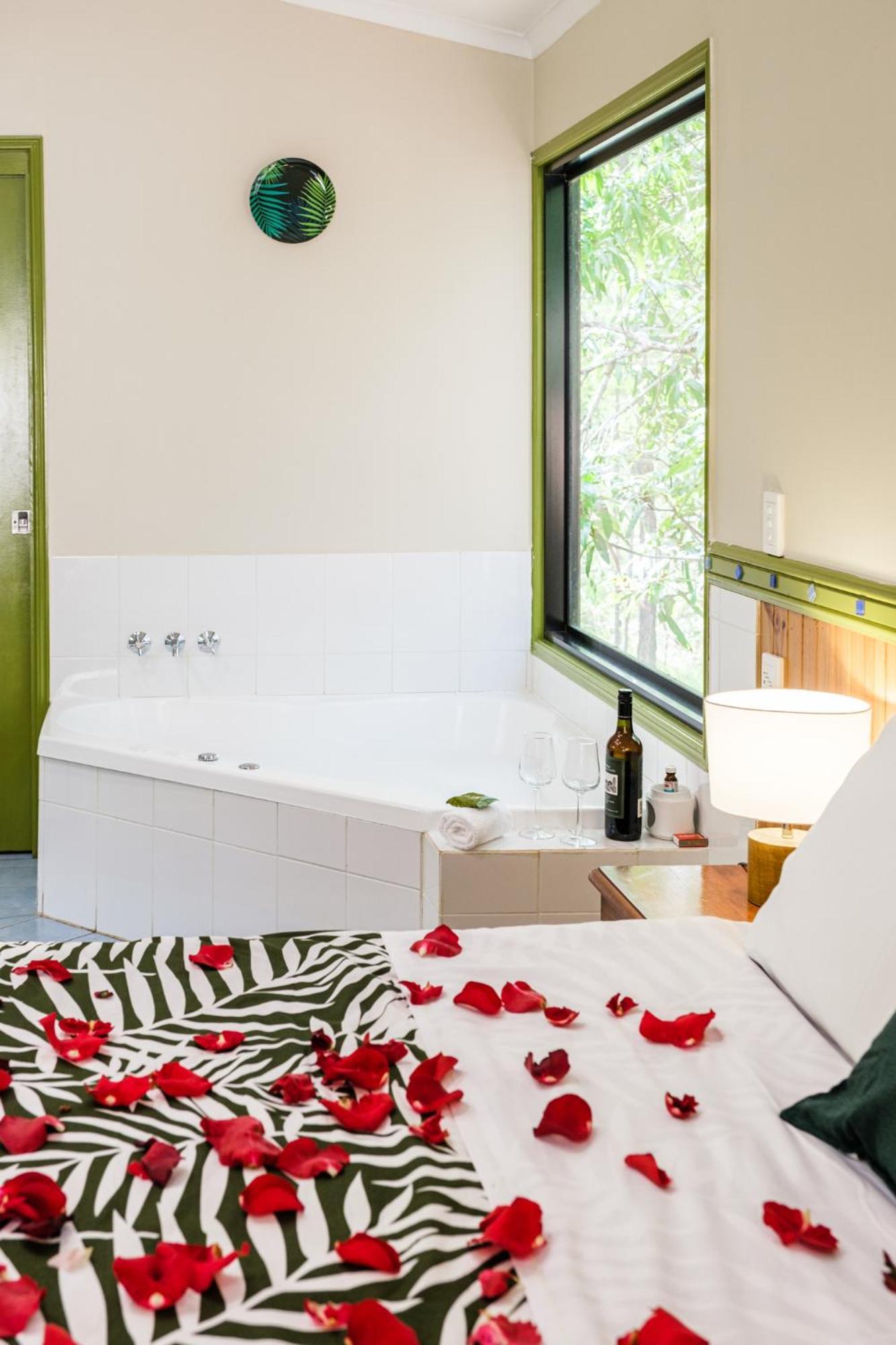Getaways At Byfield Villa Exteriör bild