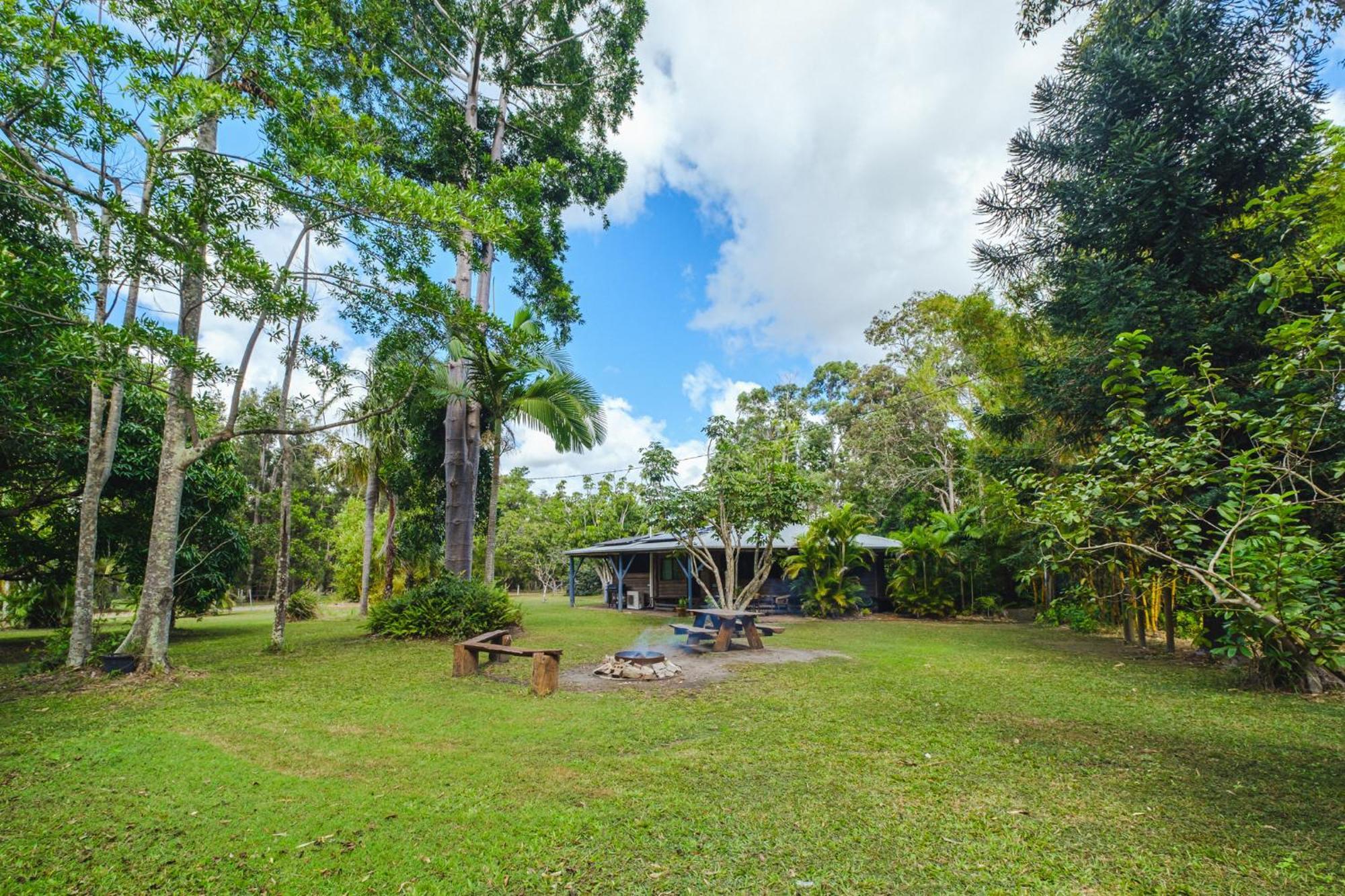 Getaways At Byfield Villa Exteriör bild